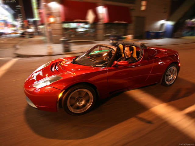 Tesla Roadster фото