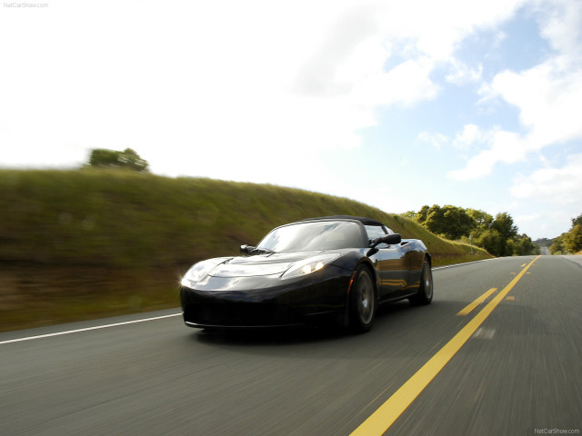 Tesla Roadster фото