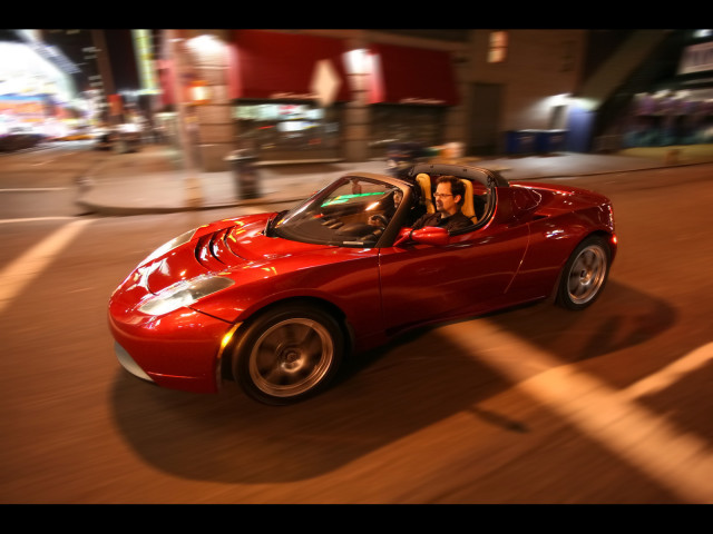 Tesla Roadster фото