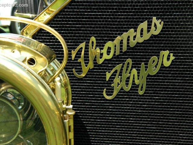 Thomas Flyer K6-70 фото