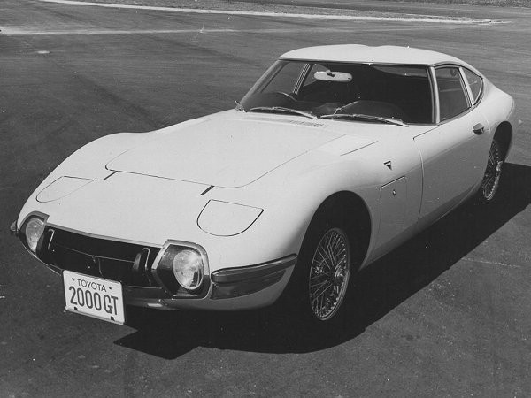 Toyota 2000GT фото 22012