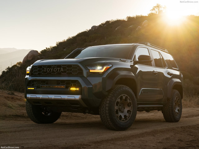 Toyota 4Runner фото