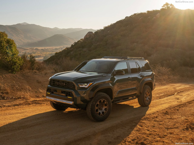 Toyota 4Runner фото