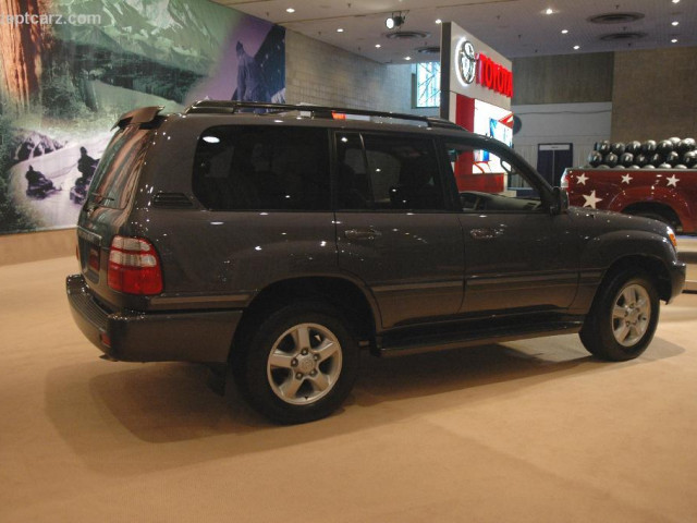 Toyota 4Runner фото