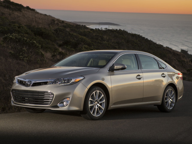 Toyota Avalon фото