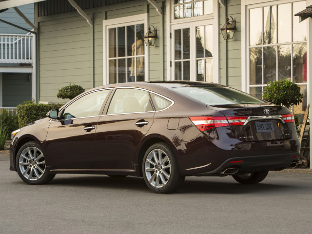 Toyota Avalon фото