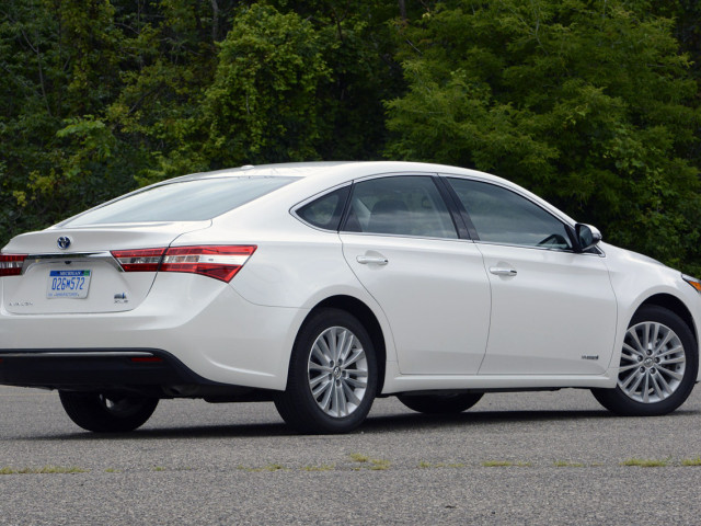 Toyota Avalon фото