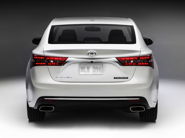 Toyota Avalon фото