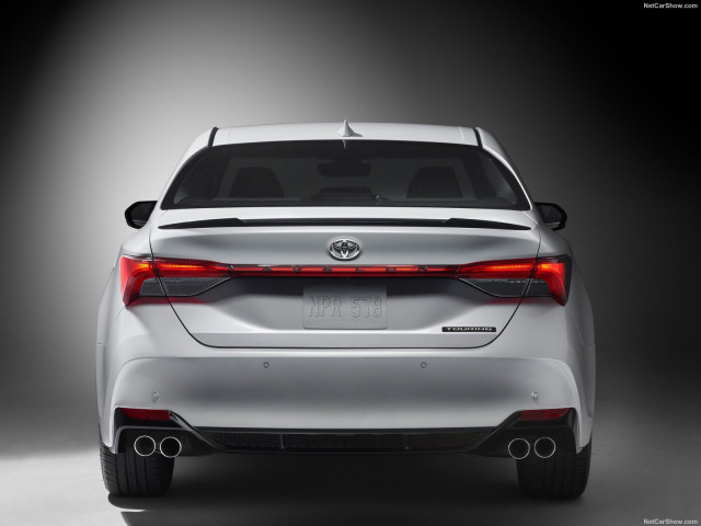 Toyota Avalon фото