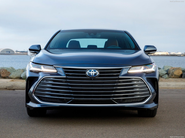 Toyota Avalon фото