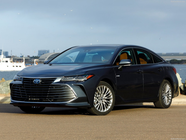 Toyota Avalon фото