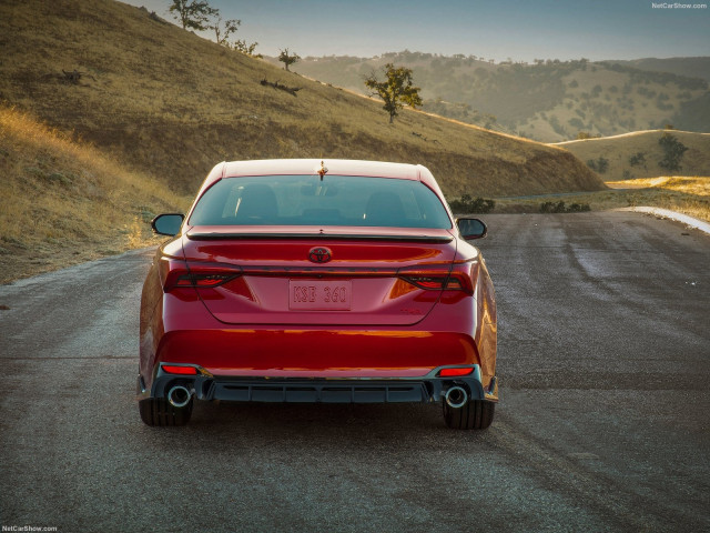 Toyota Avalon фото