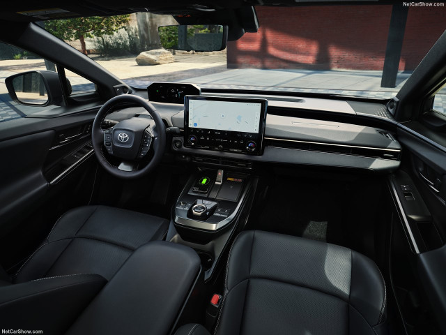 Toyota bZ4X фото