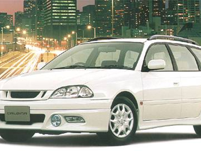 Toyota Caldina фото