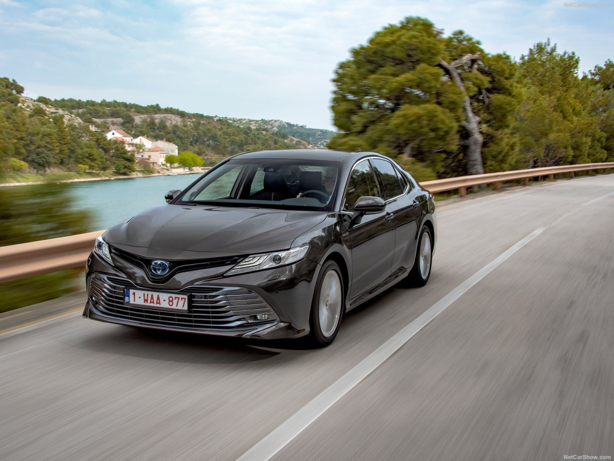 Toyota Camry Hybrid фото 201493