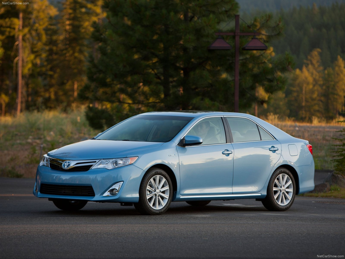 Toyota Camry Hybrid фото 86699