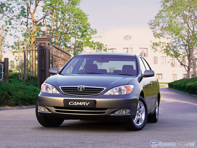 Toyota Camry фото