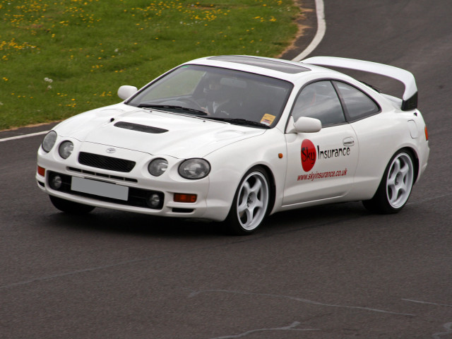 Toyota Celica GT-Four фото