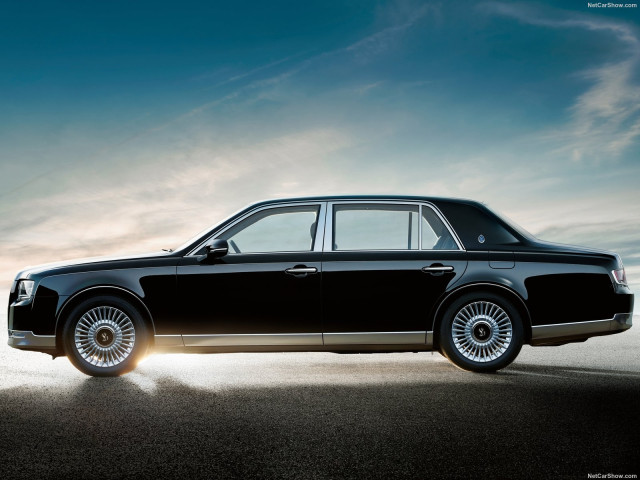 Toyota Century фото