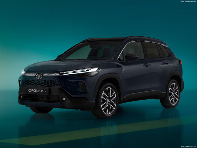 Toyota Corolla Cross фото
