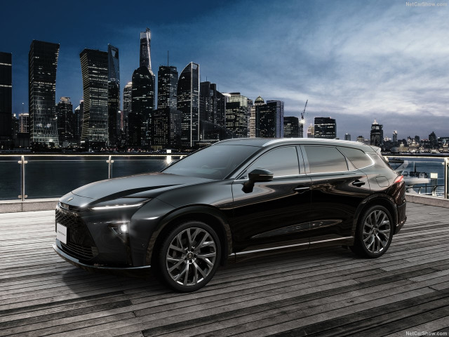 Toyota Crown фото