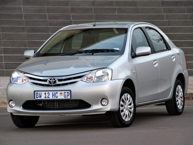 Toyota Etios фото