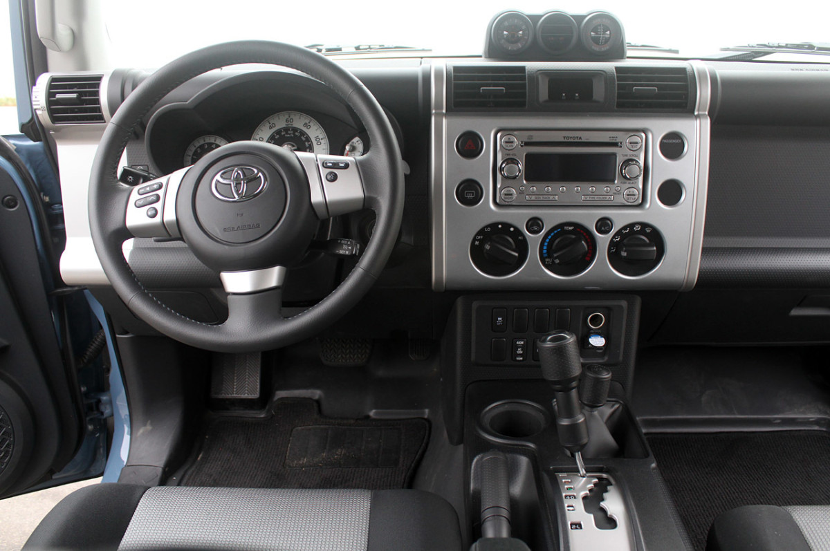 Toyota FJ Cruiser фото 128710