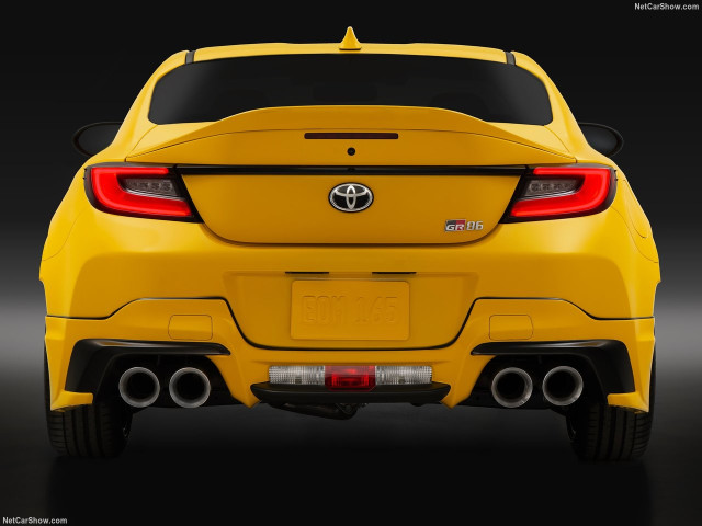 Toyota GR 86 фото
