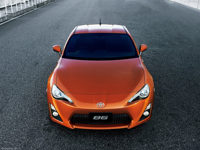 Toyota GT 86 фото