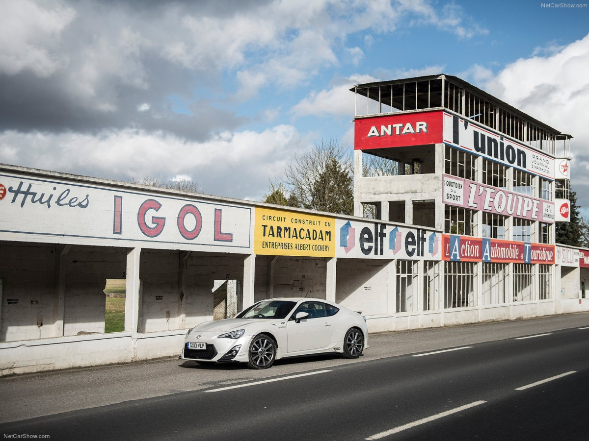 Toyota GT86 TRD фото 129830