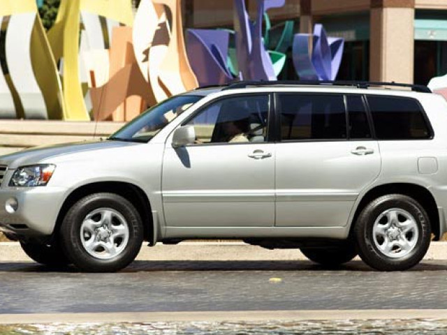 Toyota Highlander фото