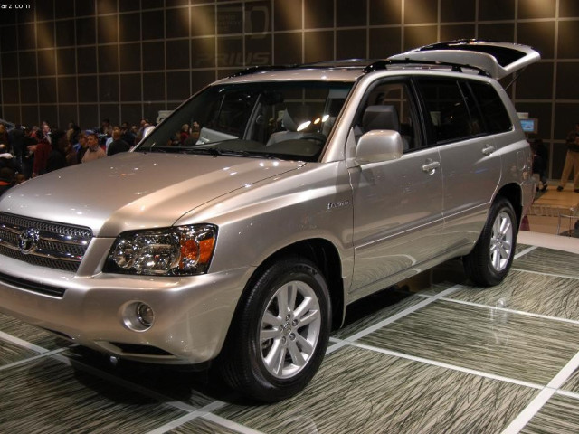 Toyota Highlander фото