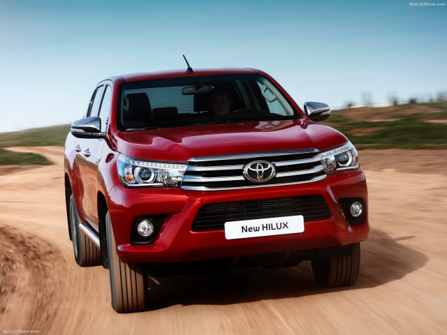 Toyota Hilux фото