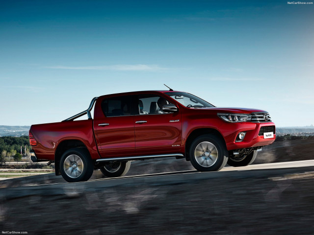 Toyota Hilux фото