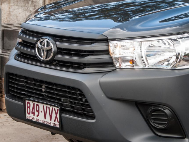 Toyota Hilux фото