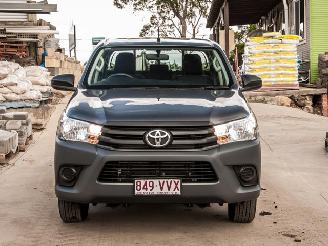 Toyota Hilux фото