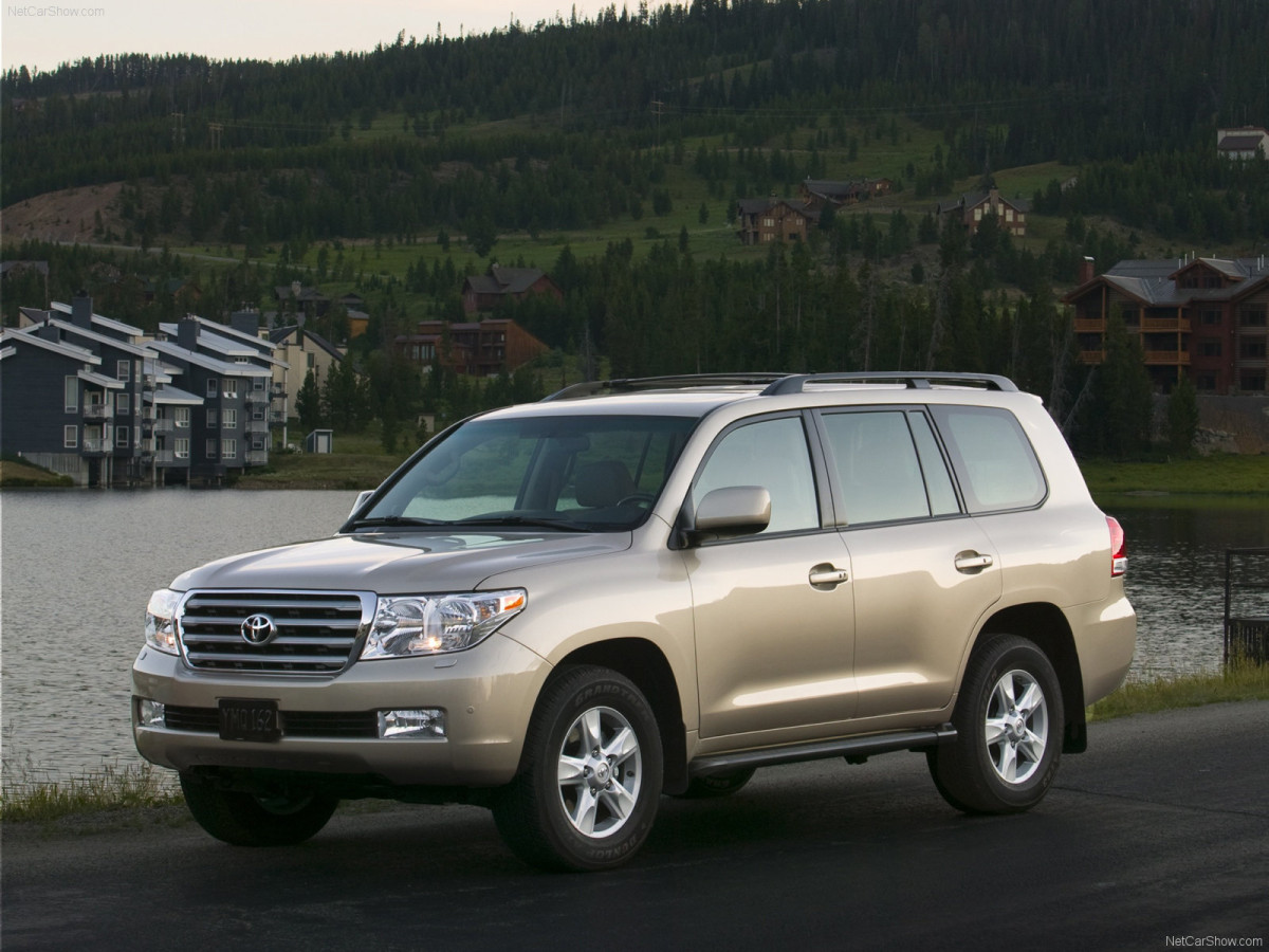 Toyota Land Cruiser 200 фото 47563