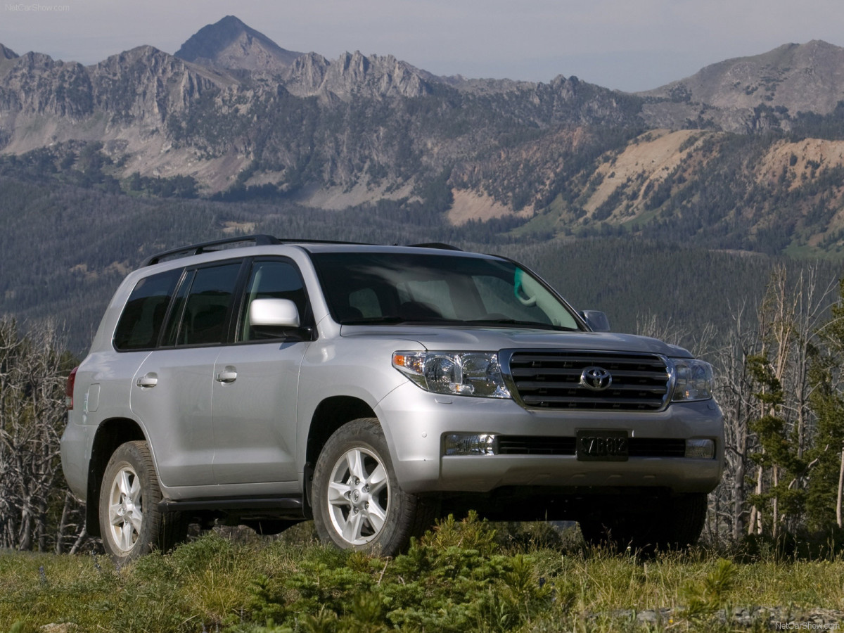 Toyota Land Cruiser 200 фото 47564