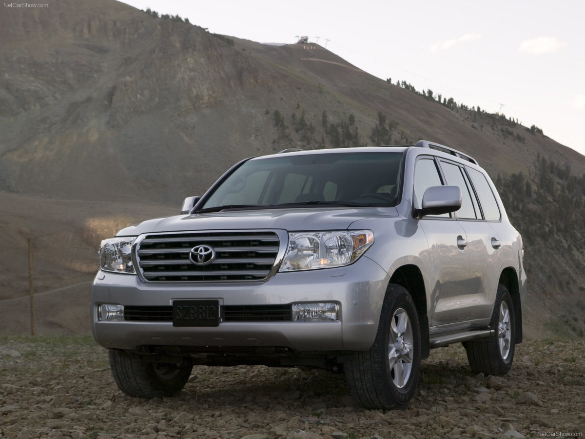 Toyota Land Cruiser 200 фото 47568