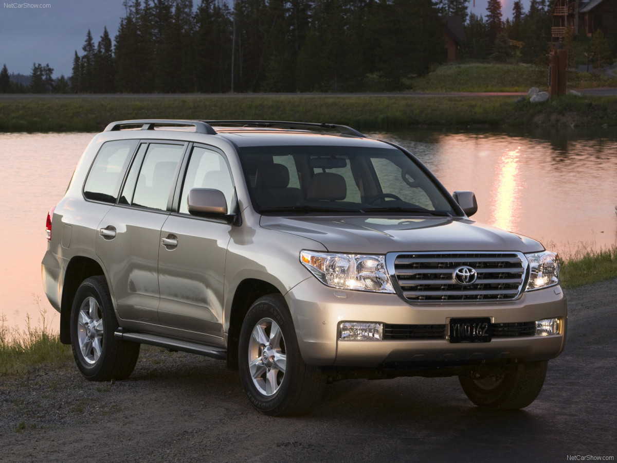 Toyota Land Cruiser 200 фото 47571