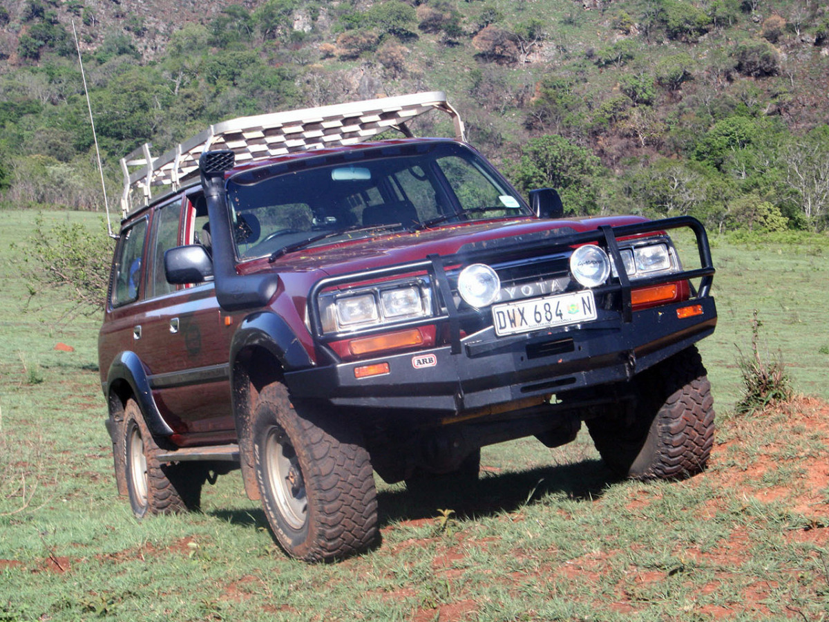 Toyota Land Cruiser 80 фото 70354