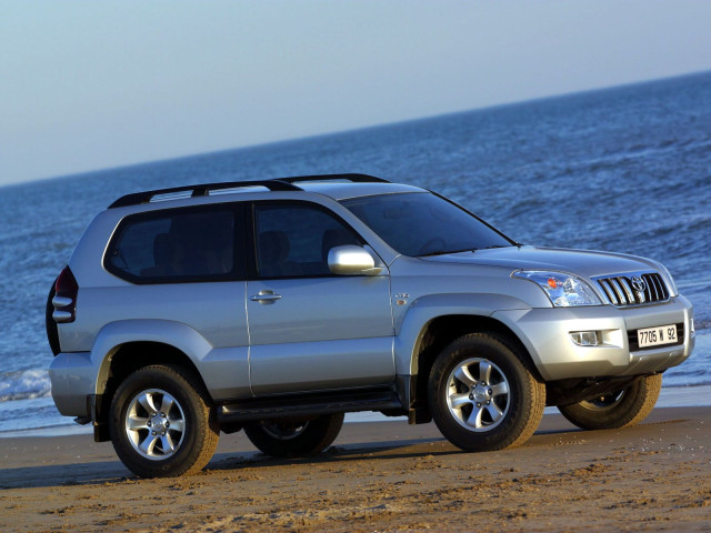 Toyota Land Cruiser Prado 120 фото