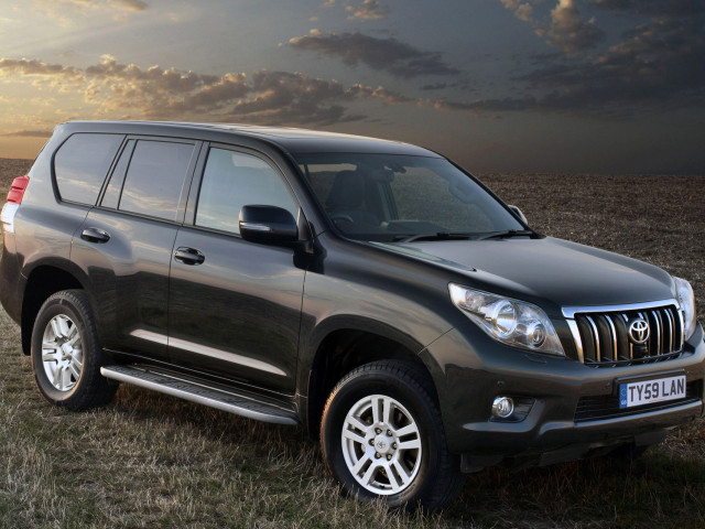 Toyota Land Cruiser Prado 150 фото