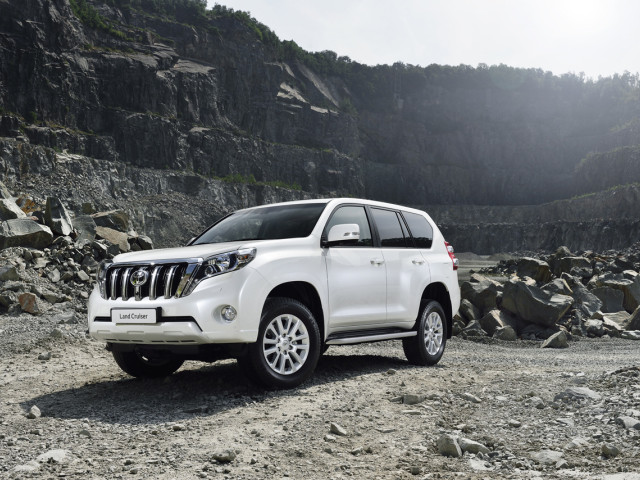 Toyota Land Cruiser фото