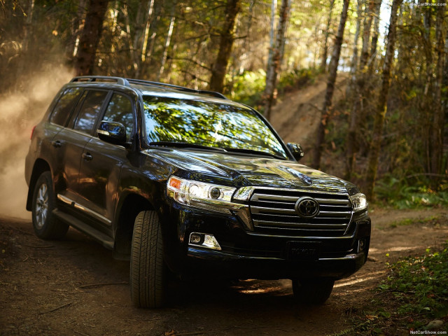 Toyota Land Cruiser фото