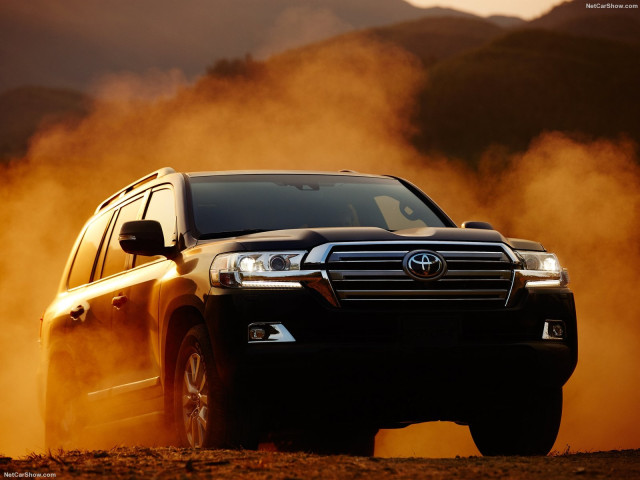 Toyota Land Cruiser фото