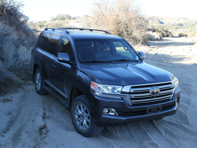Toyota Land Cruiser фото