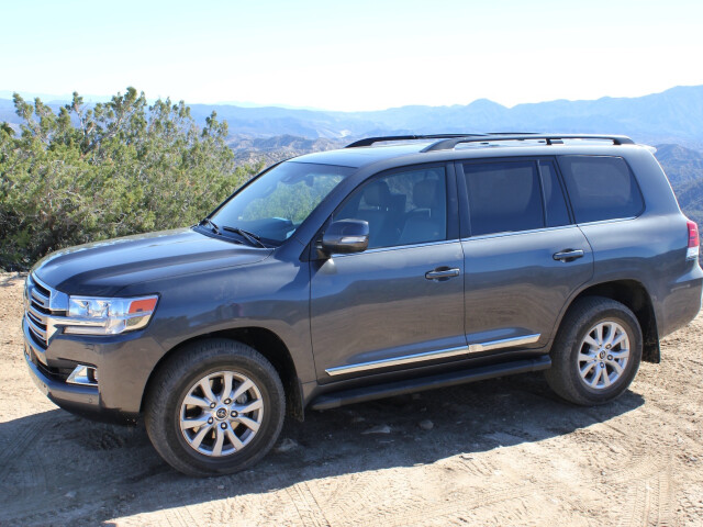 Toyota Land Cruiser фото