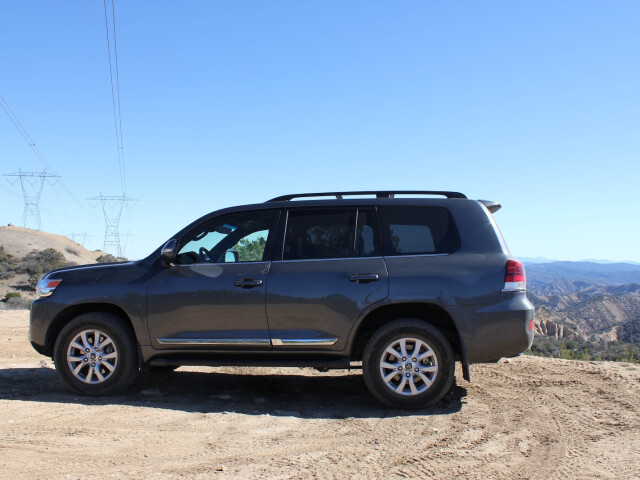 Toyota Land Cruiser фото