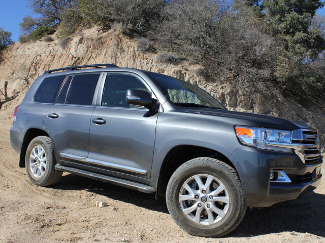 Toyota Land Cruiser фото